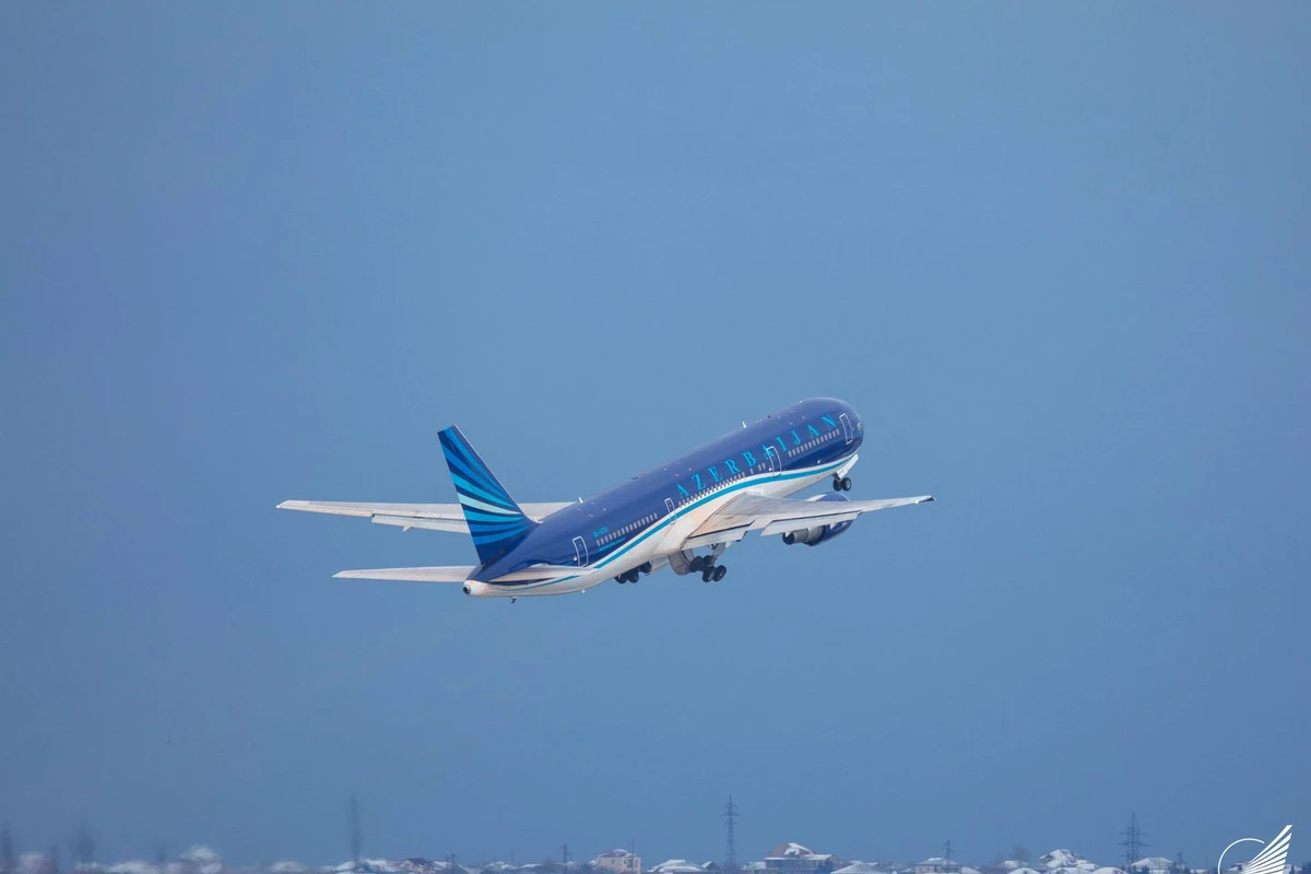 AZAL выполнит все рейсы Баку-Тбилиси-Баку по расписанию