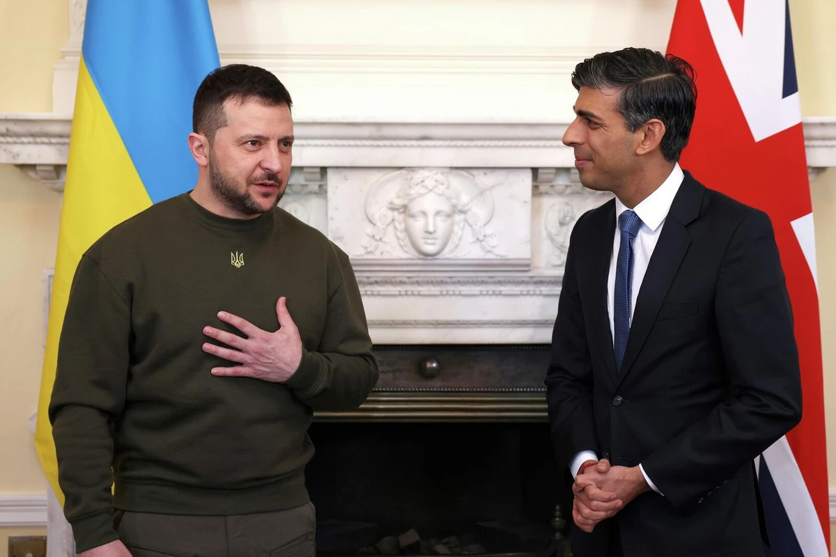 Украина и Британия подписали договор о гарантиях безопасности