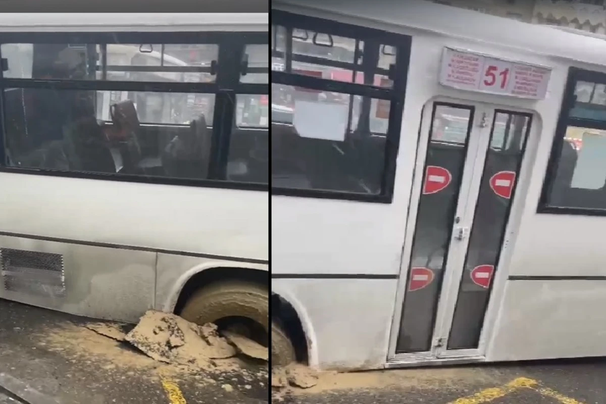 Bakıda sərnişin avtobusu qəzaya uğradı - VİDEO