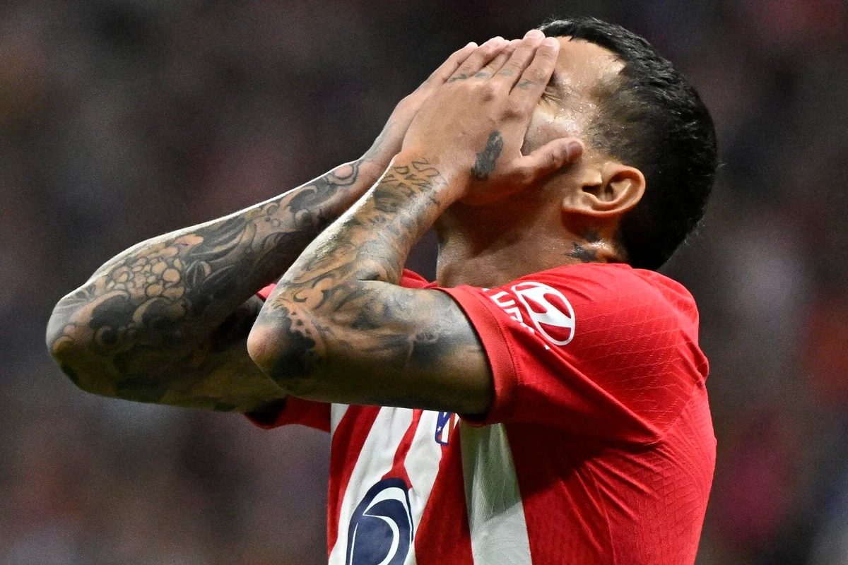 Atletikonun futbolçusunun evi qarət olundu