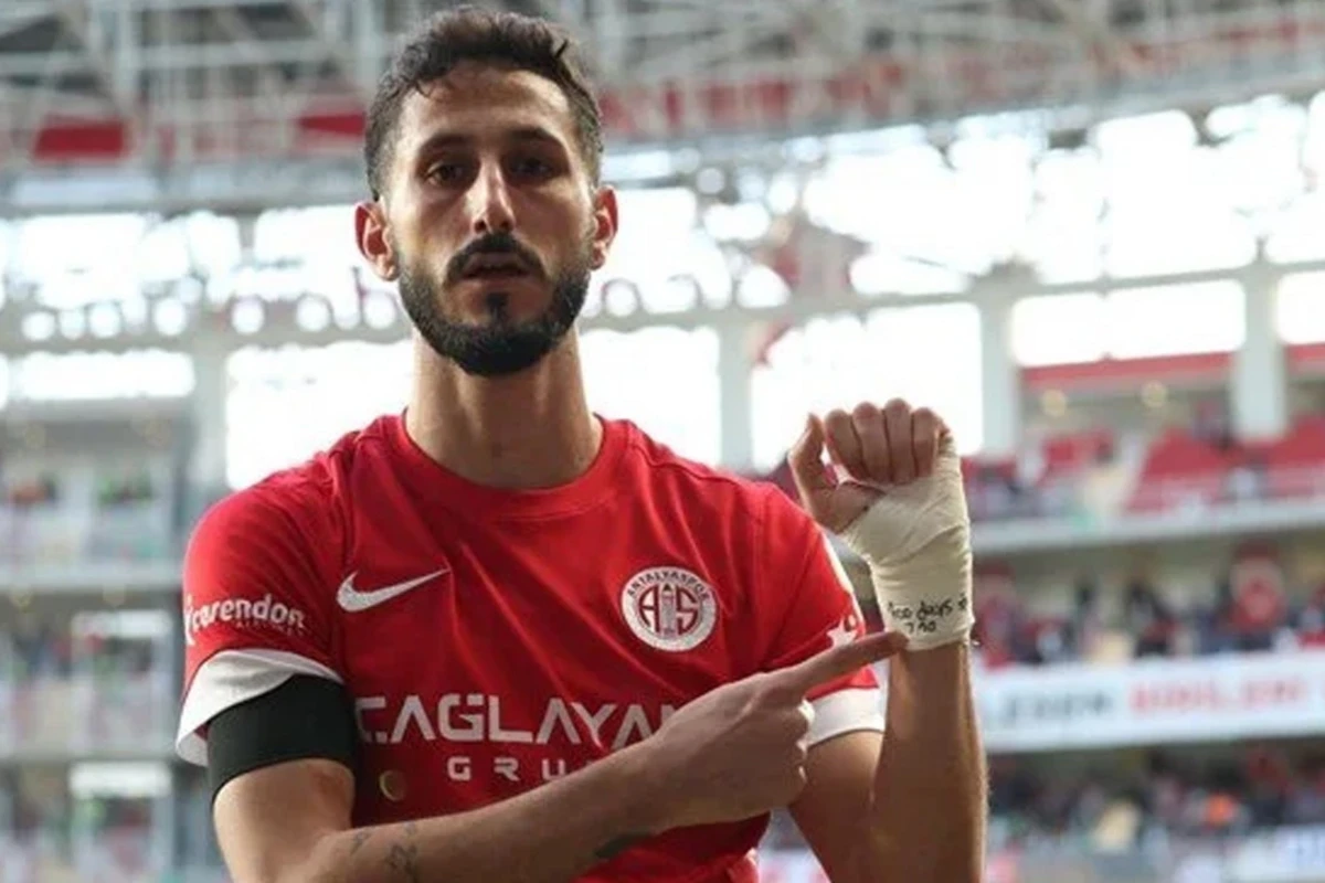 Türkiyədə saxlanılan israilli futbolçu danışdı: Müharibənin bitməsini istəyirəm - FOTO - YENİLƏNİB