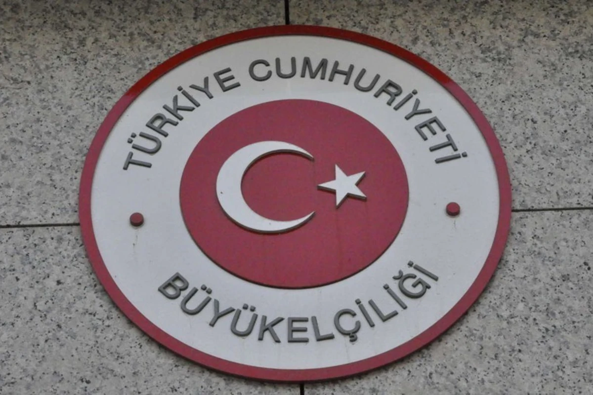 Türkiyə səfirliyi Bakıda sexdəki partlayışda ölənlərlə bağlı başsağlığı verib