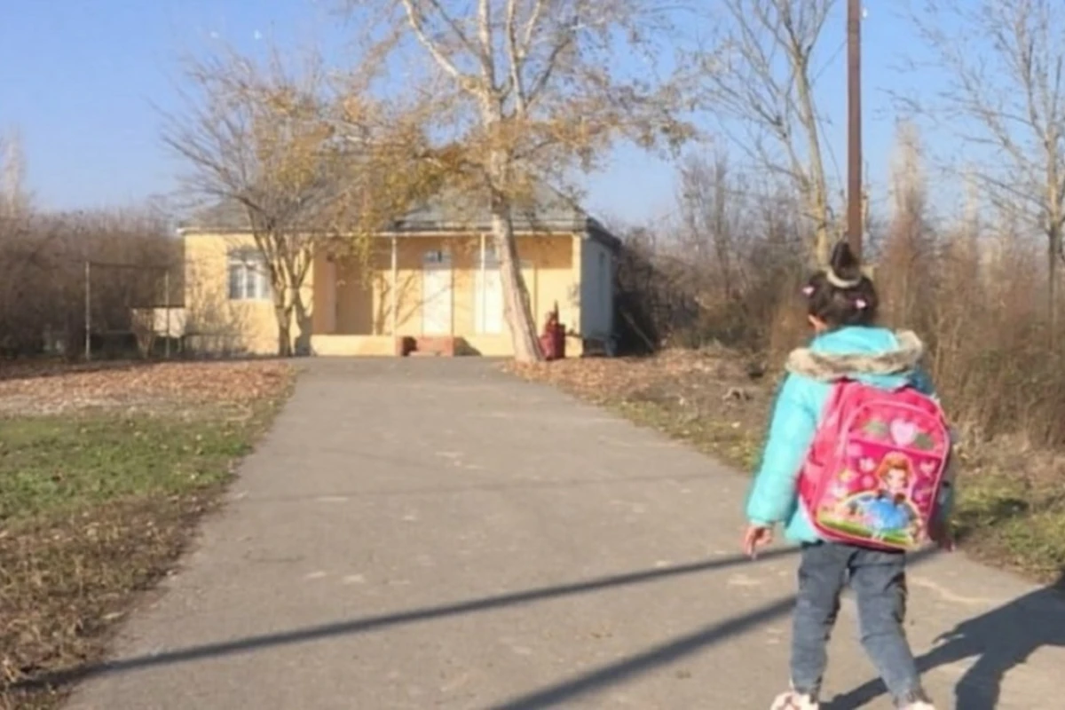 В Азербайджане есть школы, в которых обучается лишь один ученик - ОФИЦИАЛЬНО