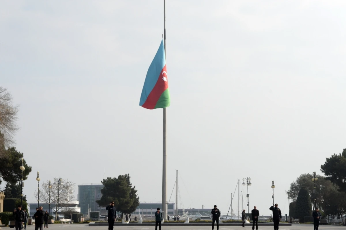 Память шехидов почтили минутой молчания