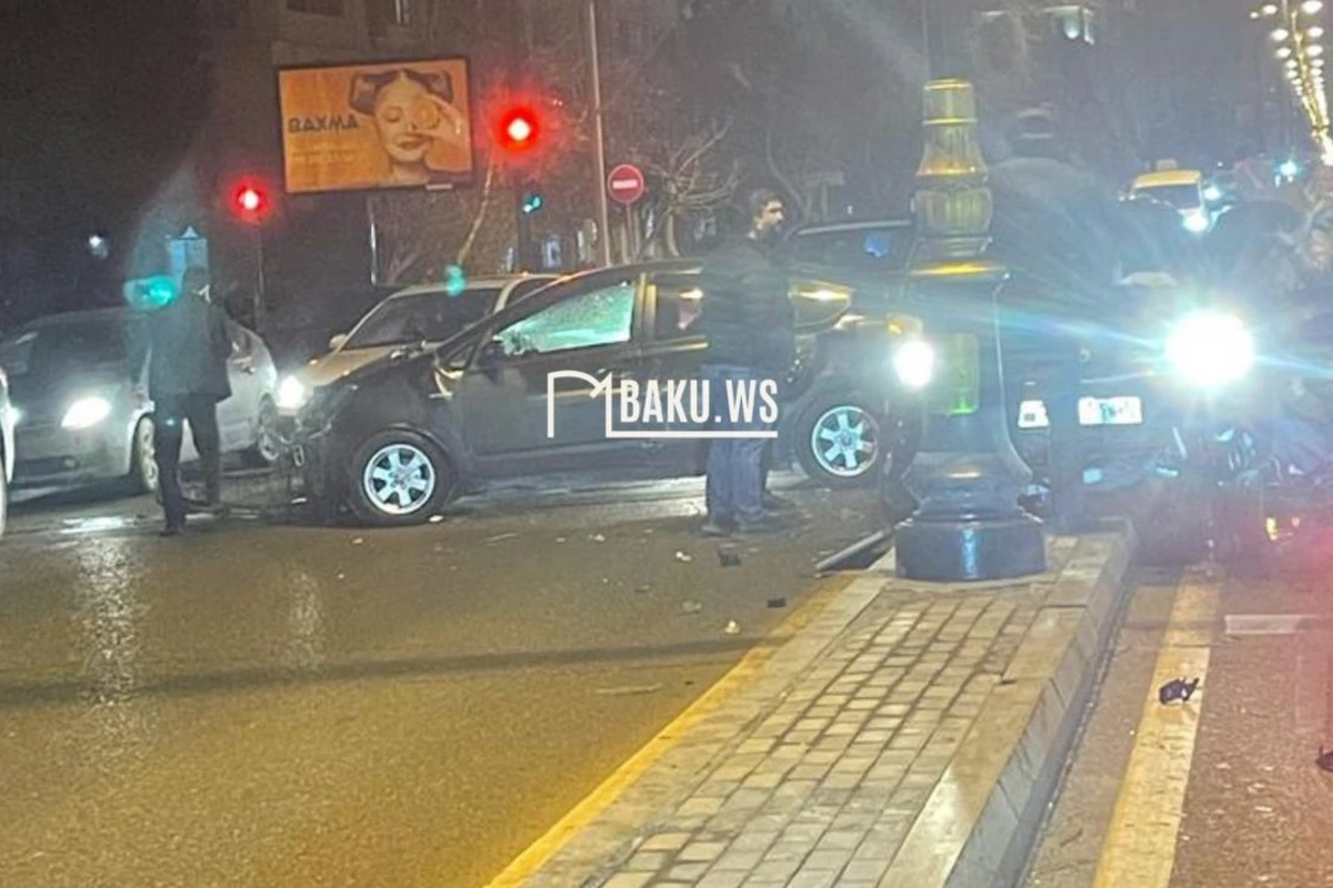 Bakıda Priuslar toqquşdu - FOTO/VİDEO