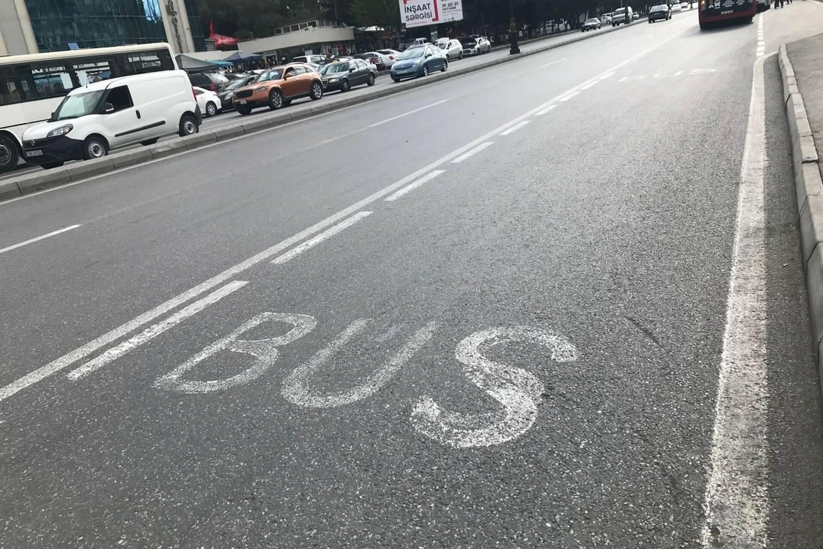 Mikroavtobuslar avtobus zolağına daxil ola bilərmi? – RƏSMİ AÇIQLAMA