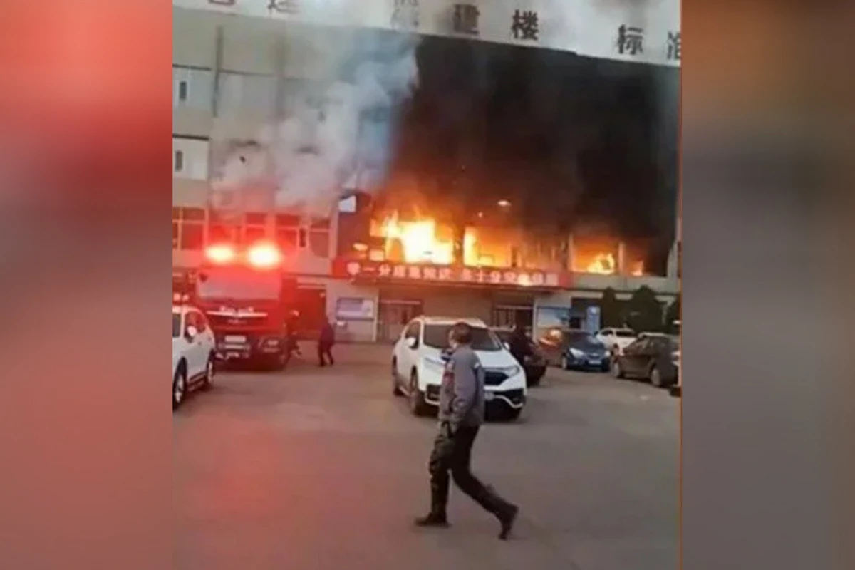 Çində çoxmərtəbəli yaşayış binasında yanğın - 39 ÖLÜ, 9 YARALI