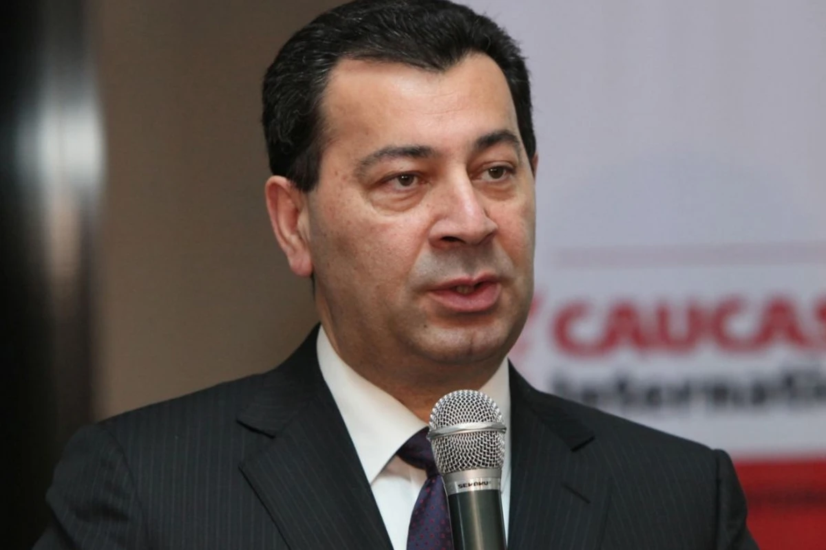 Səməd Seyidov: Azərbaycana layiqli münasibət göstərilməsə, nümayəndə heyətimiz mövqeyində qalacaq