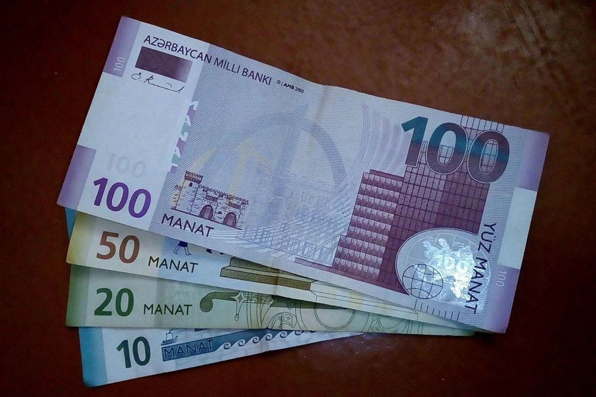 Bu işçilərin maaşı 3 dəfə artırılıb