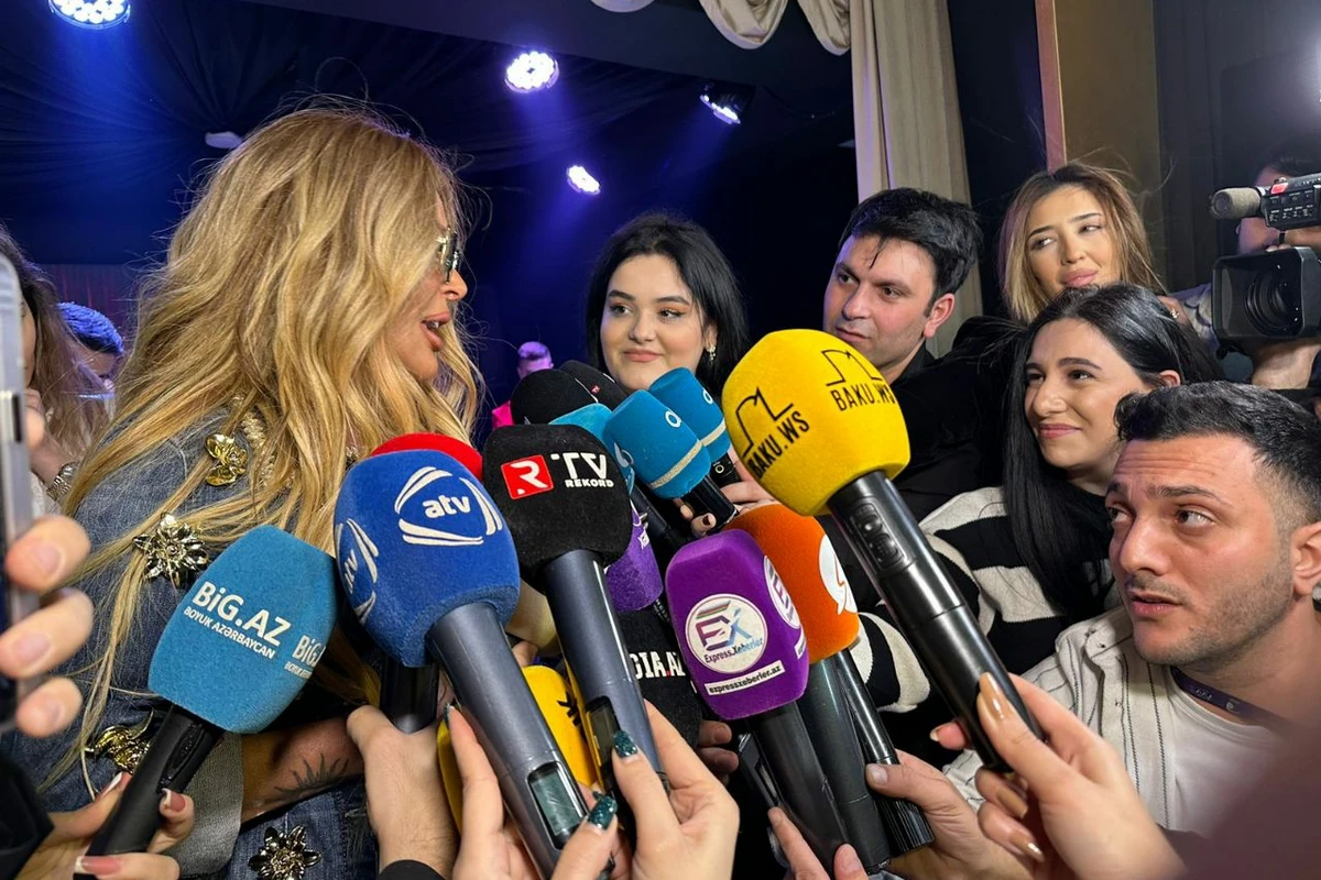 Ad gününü qeyd edən Aygün Kazımova: Özəl şəxsdən hədiyyə gəldi