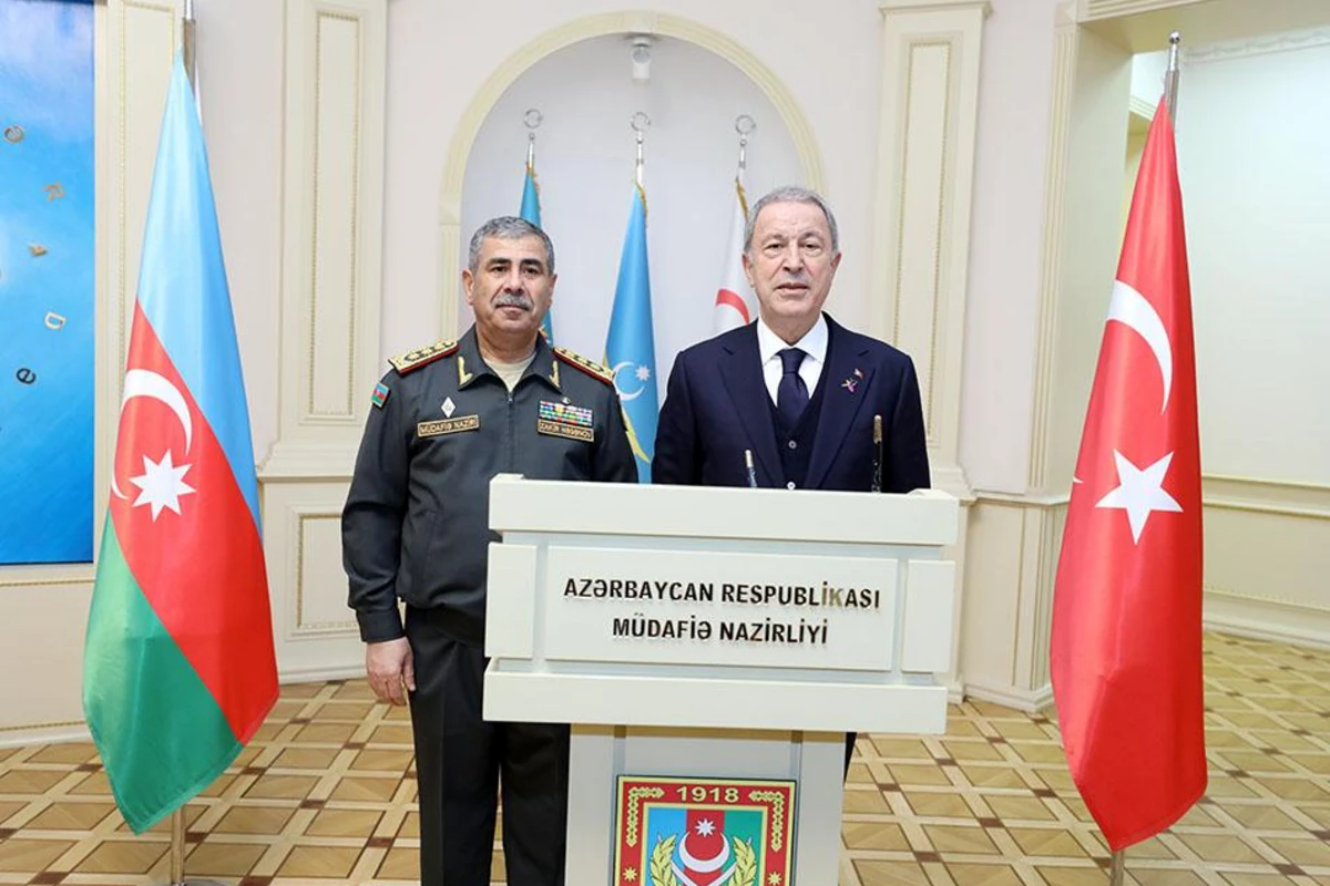 Zakir Həsənov və Hulusi Akar regional təhlükəsizlik məsələlərini müzakirə ediblər - FOTO
