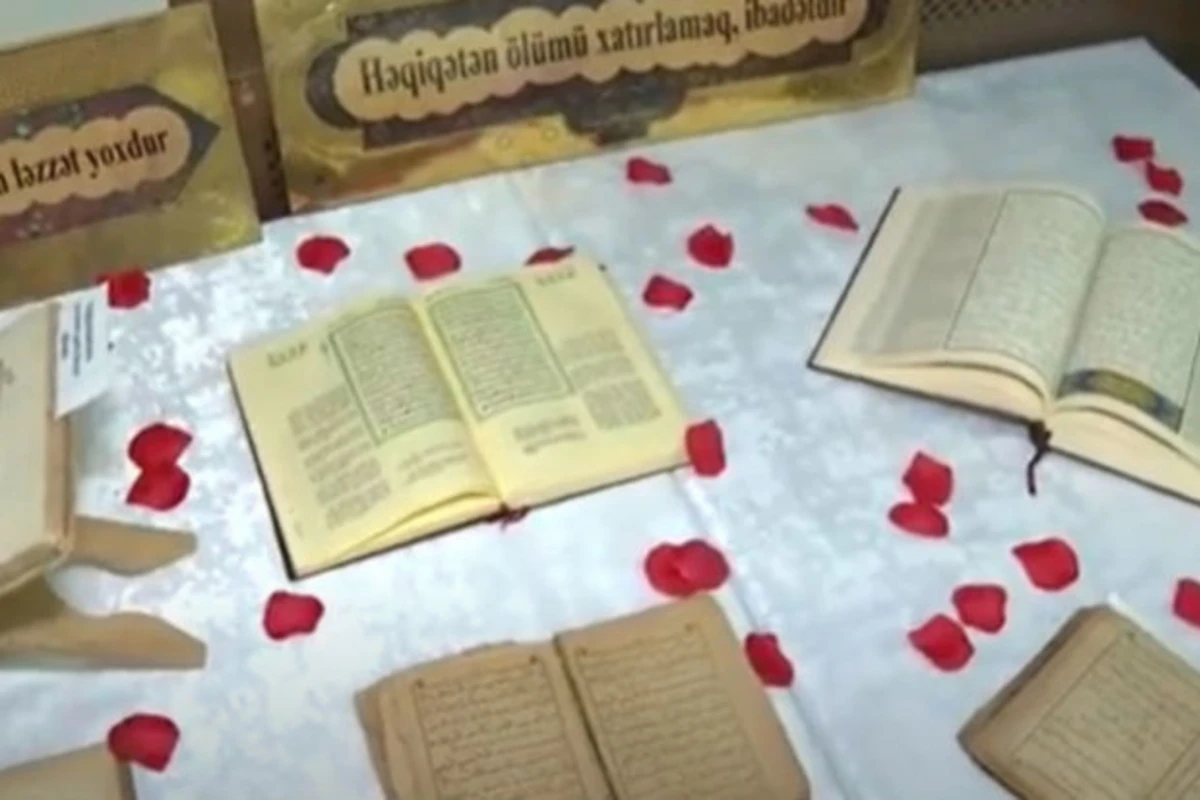 Azərbaycanda 950 il yaşı olan “Qurani-Kərim” kitabı nümayiş olunub - VİDEO