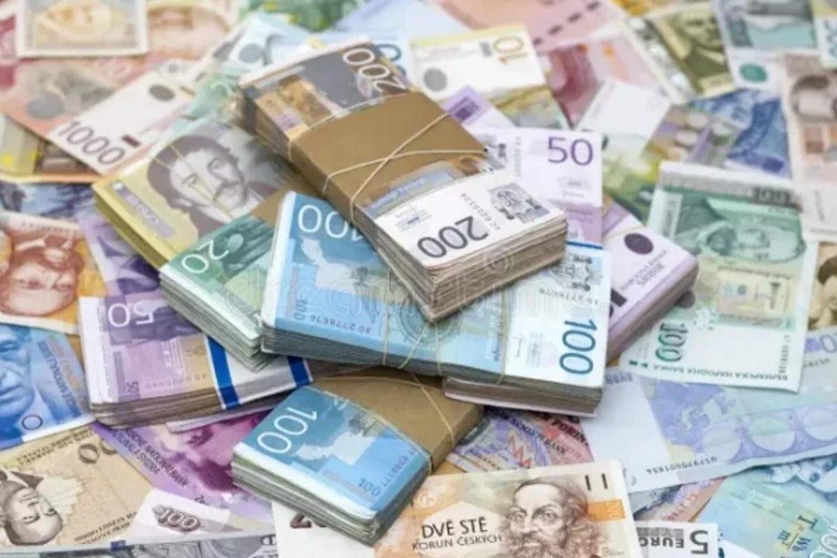 Kosovoda serb dinarının istifadəsi qadağan edilib