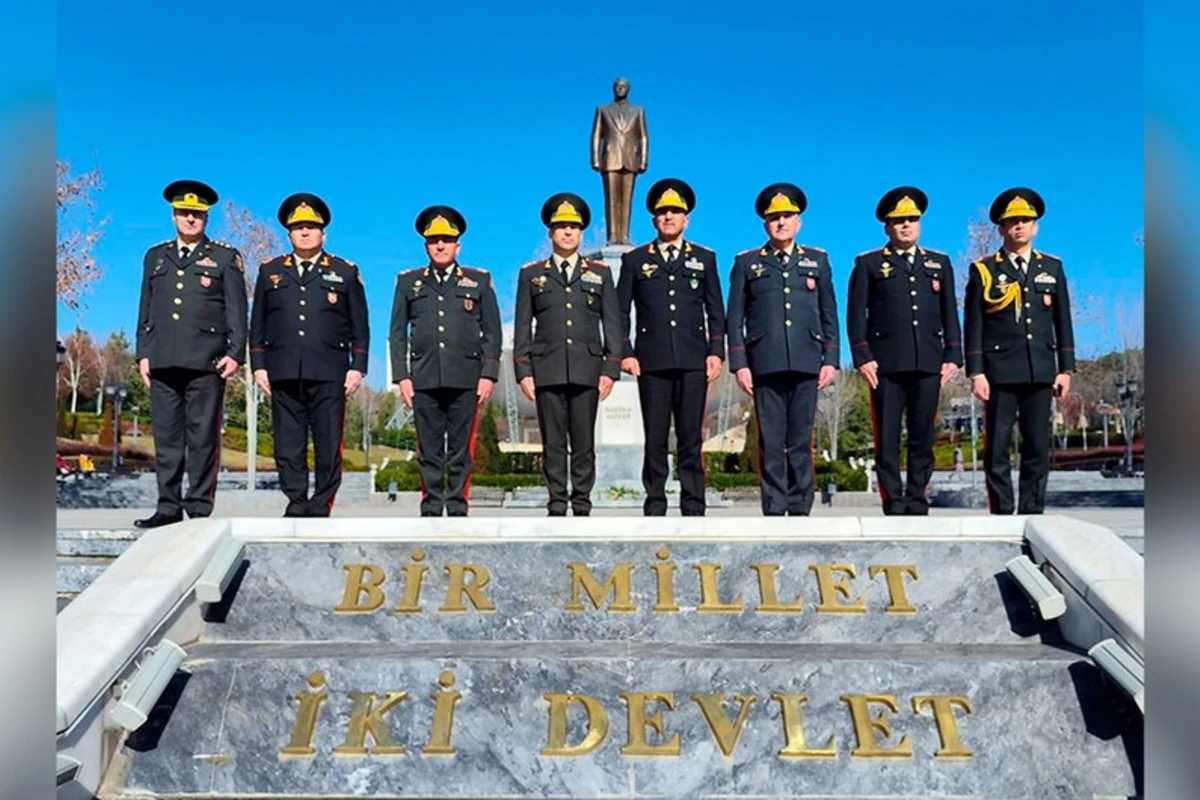 Azərbaycan Ordusunun bir qrup yüksək rütbəli hərbçisinin Türkiyədə səfəri davam edir - FOTO