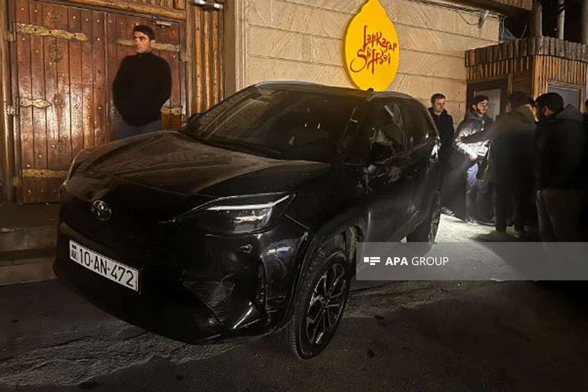 Bakıda 4 avtomobil toqquşub, xəsarət alan var - FOTO