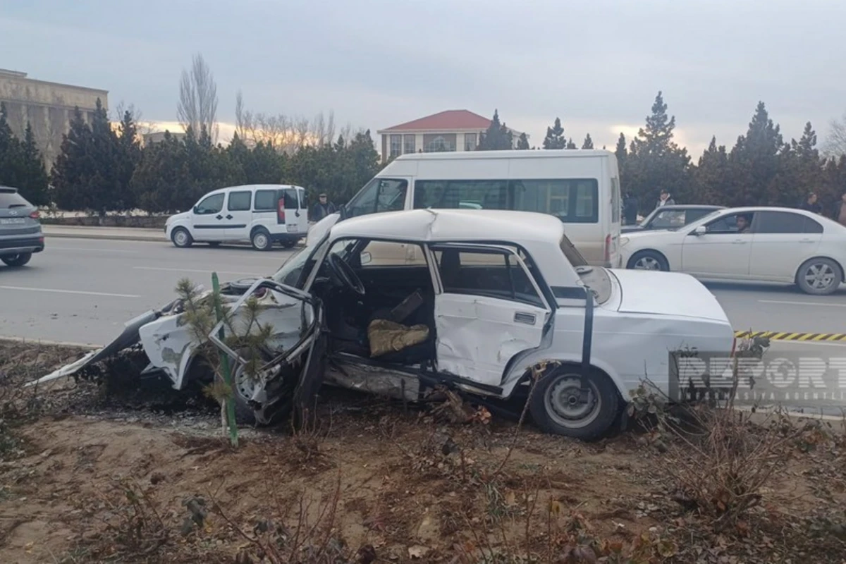 Naxçıvan şəhərində yol qəzası olub - Yaralılar var - FOTO Naxçıvan şəhərində yol qəzası olub - Yaralılar var - FOTO