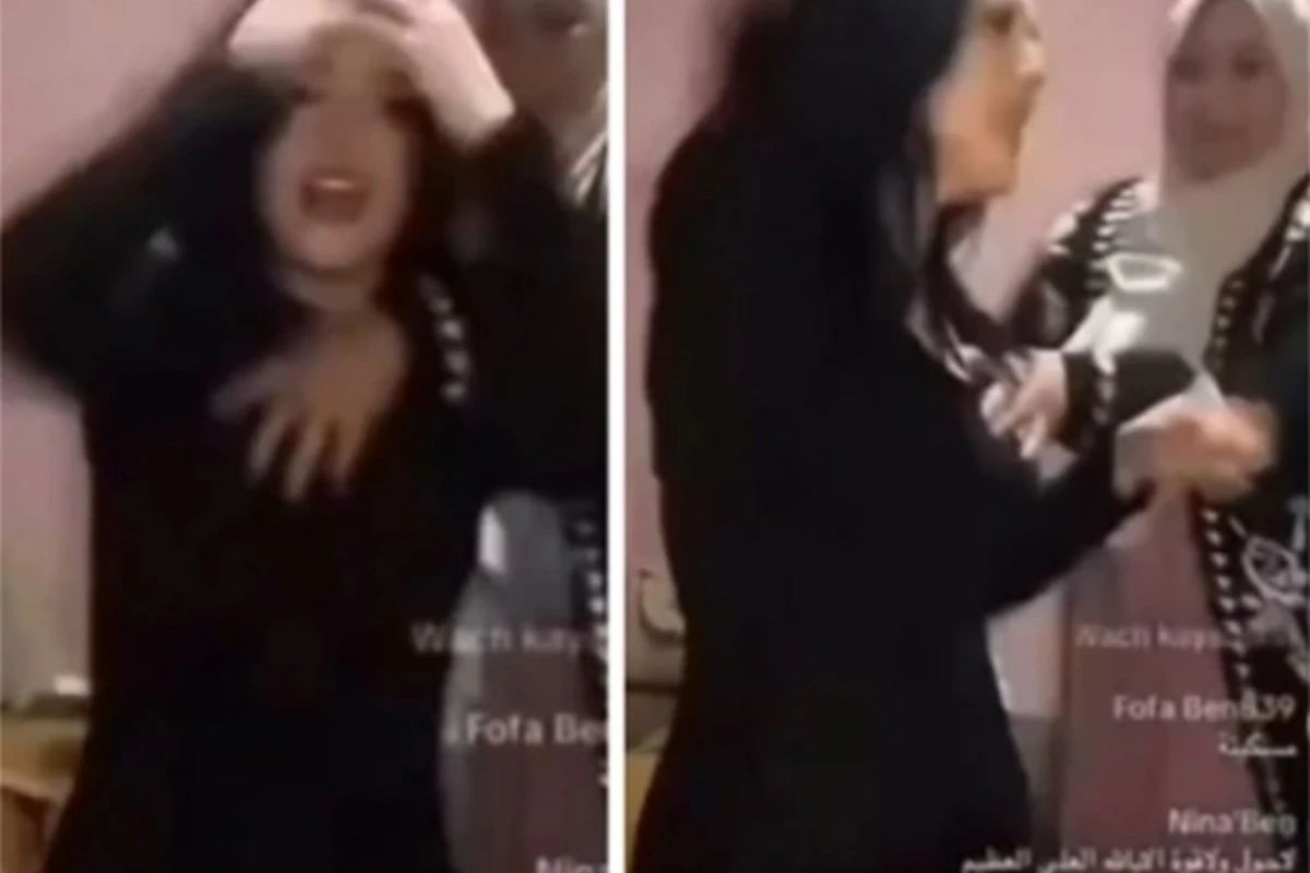 “TikTok”da canlı açan gənc qızı atası döydü - VİDEO