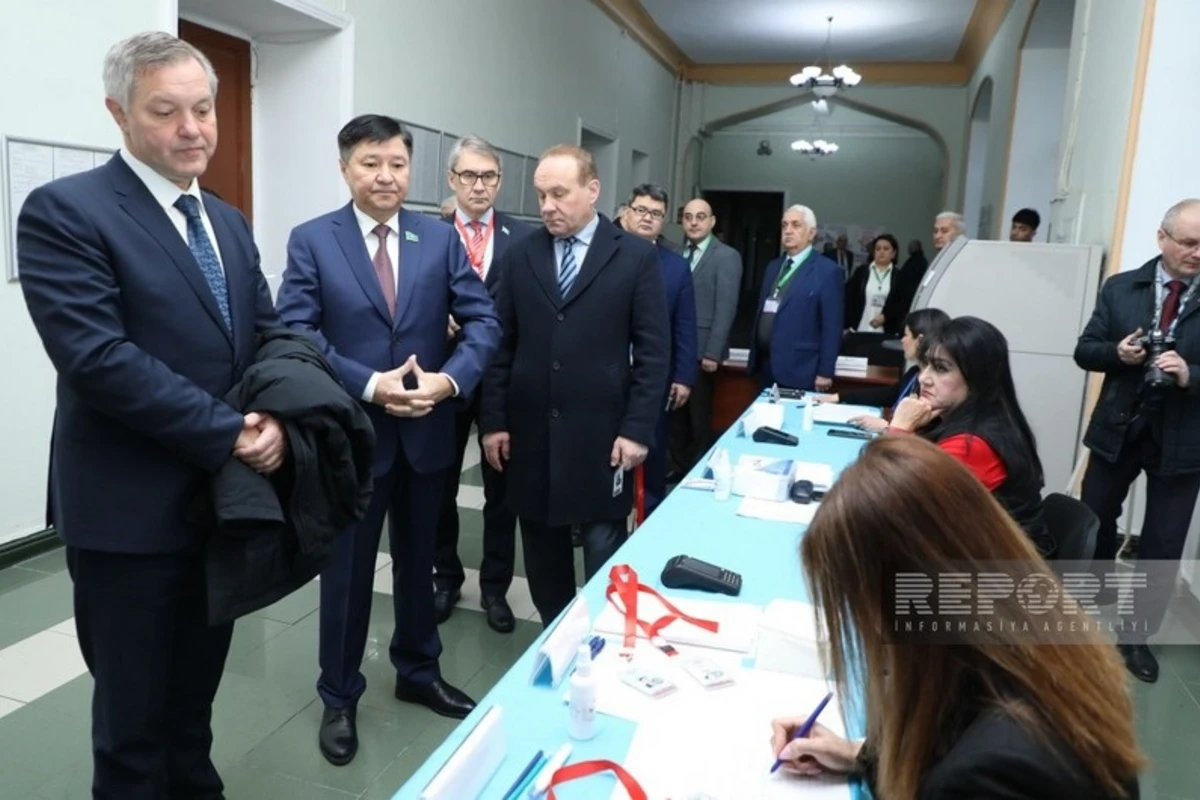 Миссия МПА СНГ приступила к наблюдению за президентскими выборами в Азербайджане