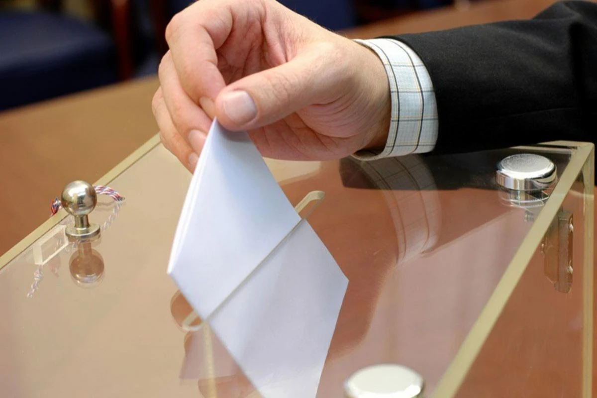 Kəlbəcərdə iki məntəqədə prezident seçkiləri üzrə səsvermə keçirilir Kəlbəcərdə iki məntəqədə prezident seçkiləri üzrə səsvermə keçirilir