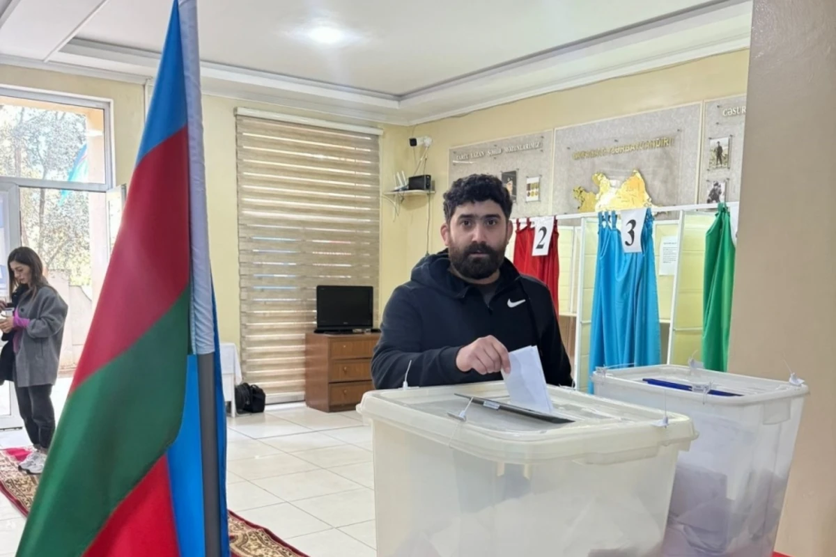 İkiqat Olimpiya mükafatçısı səs verib: Vətəndaşlıq borcumu yerinə yetirdim