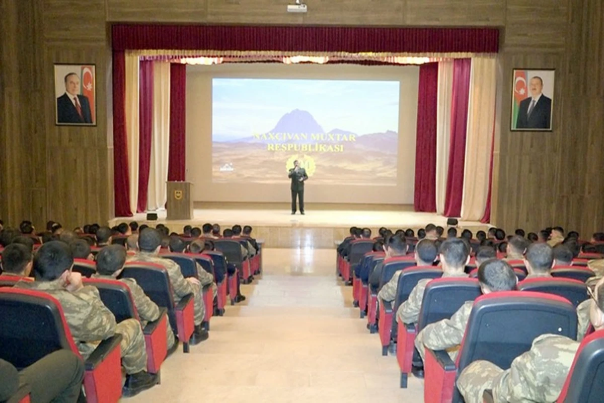 Əlahiddə Ümumqoşun Orduda Naxçıvan MR-in 100 illiyi ilə bağlı silsilə tədbirlər keçirilir - FOTO/VİDEO