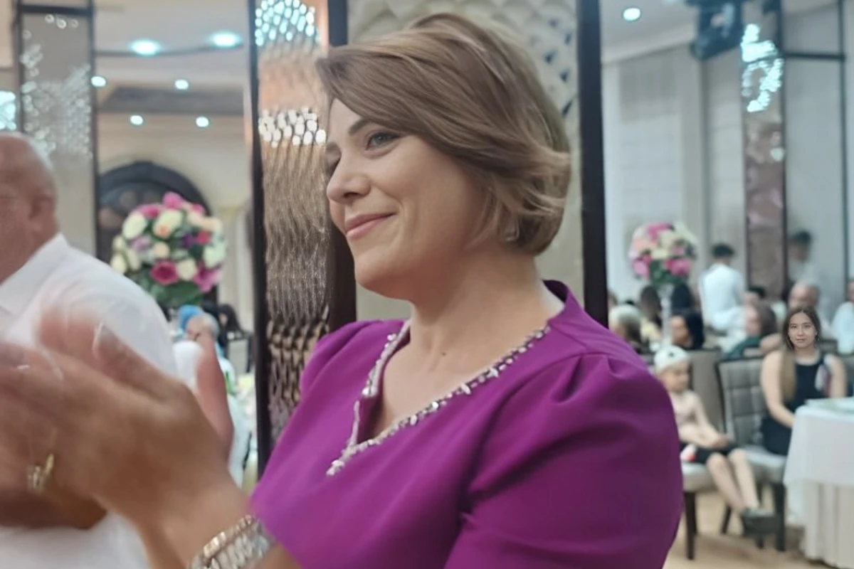 Bakıda DƏHŞƏT: Qatil məktəb direktorunu ailəsi ilə birlikdə baltalayıb öldürdü - YENİLƏNİB/VİDEO Bakıda DƏHŞƏT: Qatil məktəb direktorunu ailəsi ilə birlikdə baltalayıb öldürdü - YENİLƏNİB/VİDEO