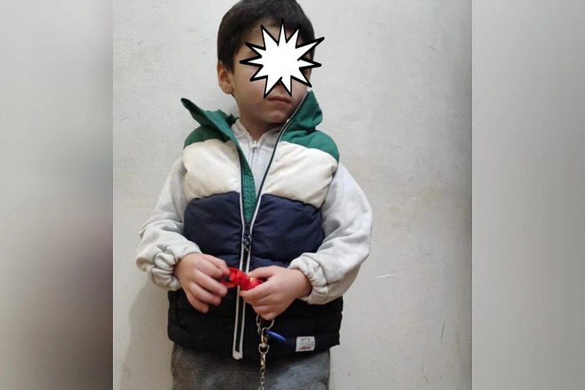 Bakıda ana 4 yaşlı uşağını gecə küçəyə atıb - FOTO