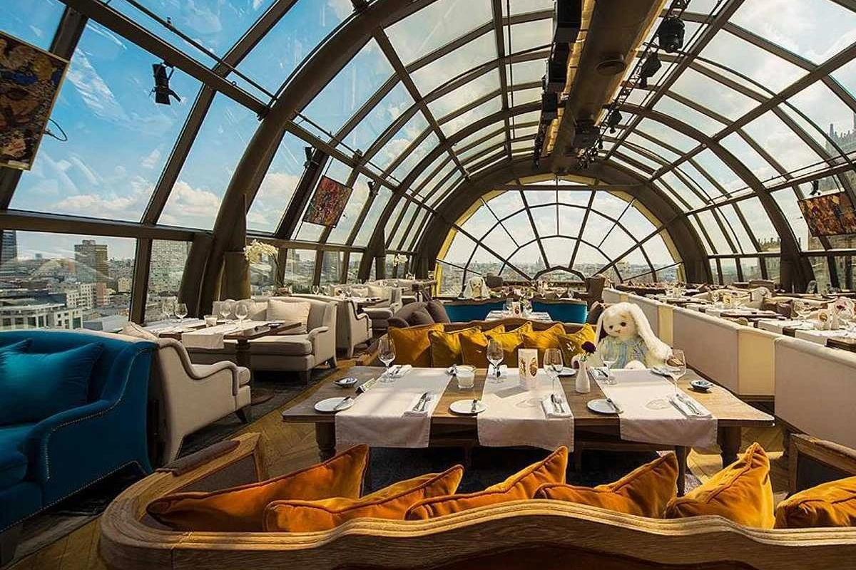 Ötən ay Azərbaycanda restoranlara 147 mln. manat xərclənib