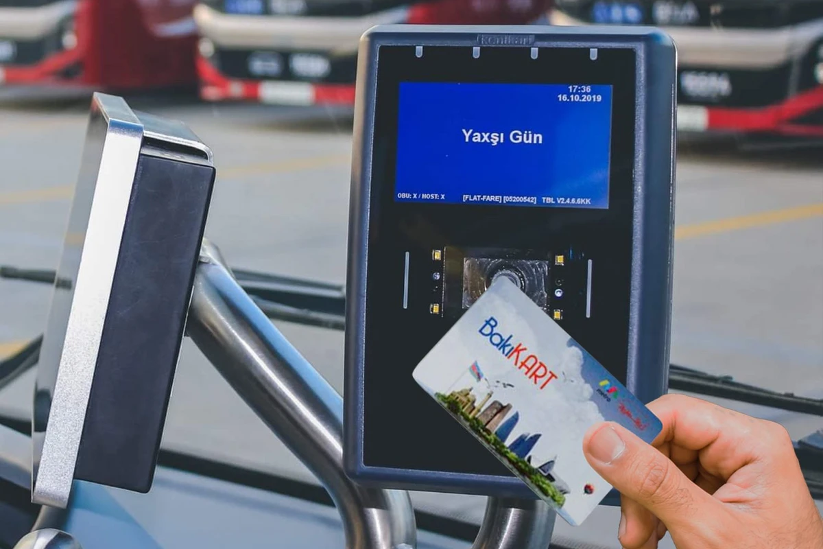 Daha bir avtobus nağdsız ödənişə keçir