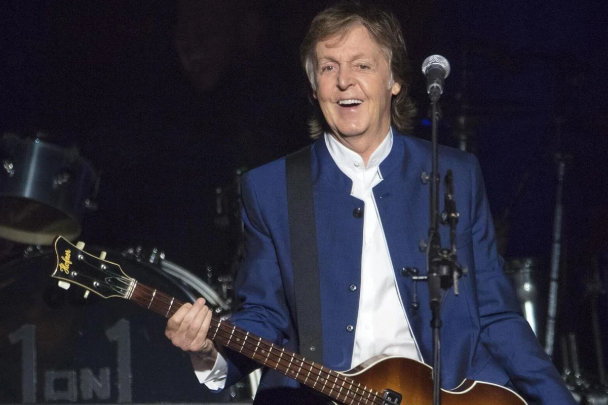 The Beatles qrupunun üzvünün yarım əsrdən çox oğurlanan gitarası geri qaytarıldı