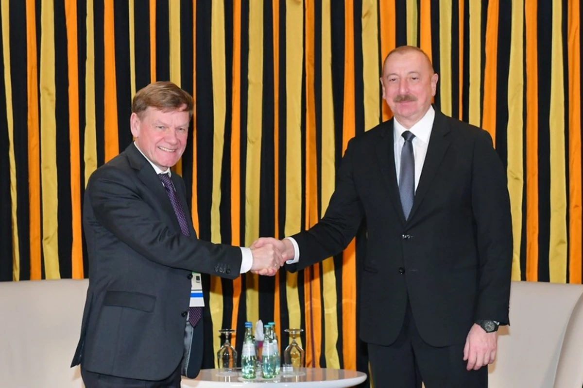 İlham Əliyevin Bundestaqın Almaniya-Cənubi Qafqaz parlament qrupunun sədri ilə görüşü olub - FOTO
