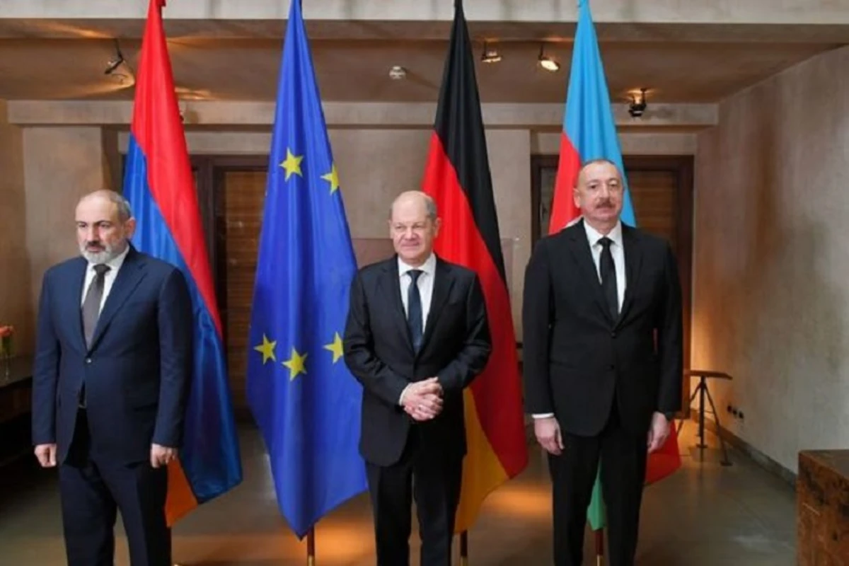 Əliyevlə Paşinyanın 2024-cü ildə ilk görüşü: İrəvanın düşüncəli məmurlara ehtiyacı var - TƏHLİL