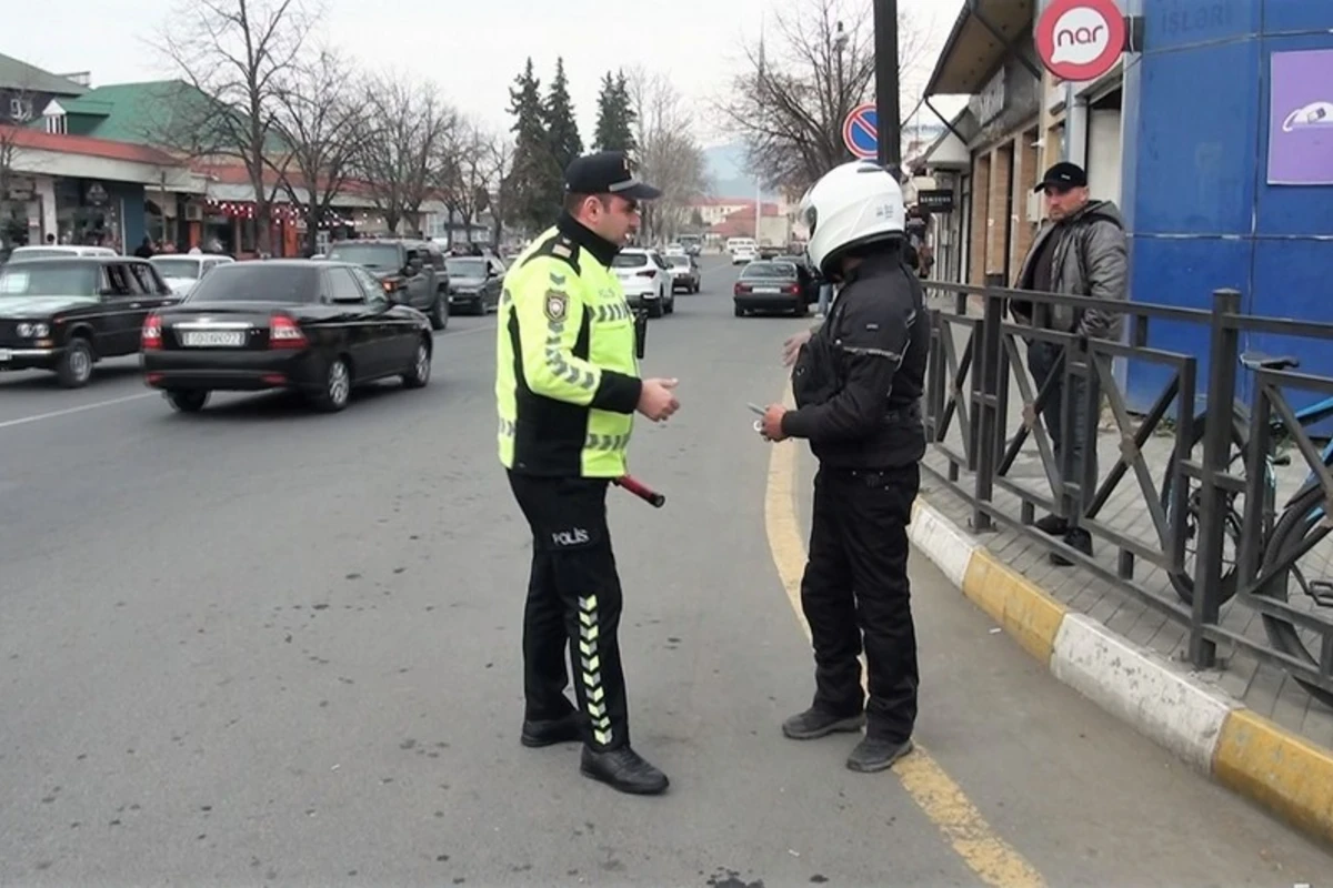 Qaydaları pozan sürücü və piyadalar cəzalandırıldı - FOTO