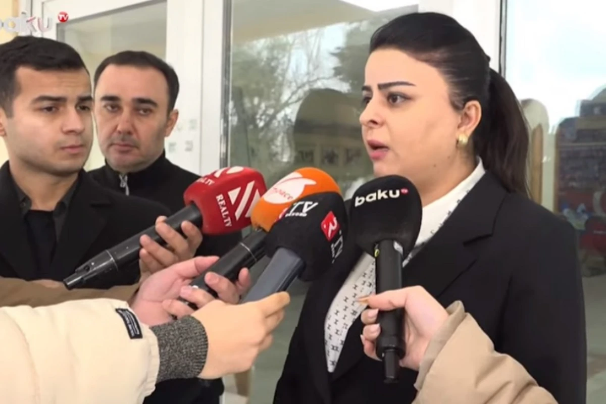 Qeyri-etik görüntüləri yayılan şagirdin oxuduğu məktəbin direktoru: Dedilər ki, zarafat edib - VİDEO Qeyri-etik görüntüləri yayılan şagirdin oxuduğu məktəbin direktoru: Dedilər ki, zarafat edib - VİDEO