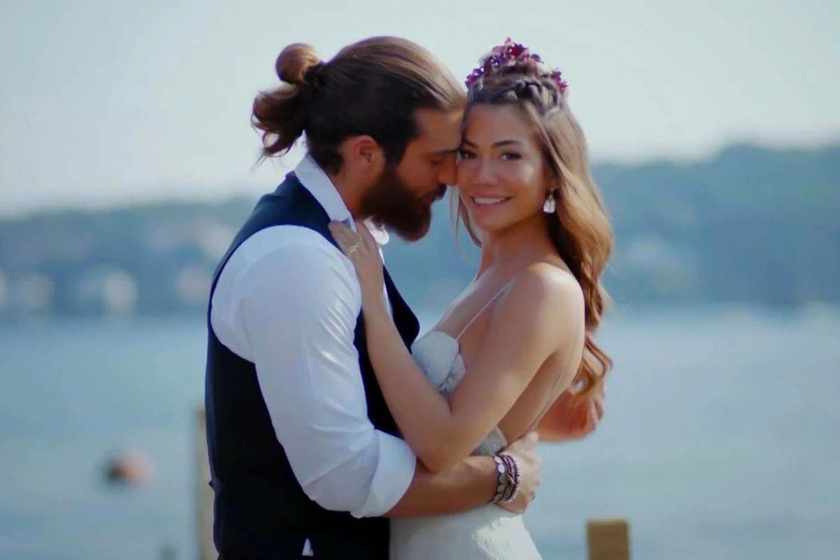 75 ölkədə nümayiş olunan Erkenci Kuş Fransa kanalında yayımlanacaq - FOTO 75 ölkədə nümayiş olunan Erkenci Kuş Fransa kanalında yayımlanacaq - FOTO