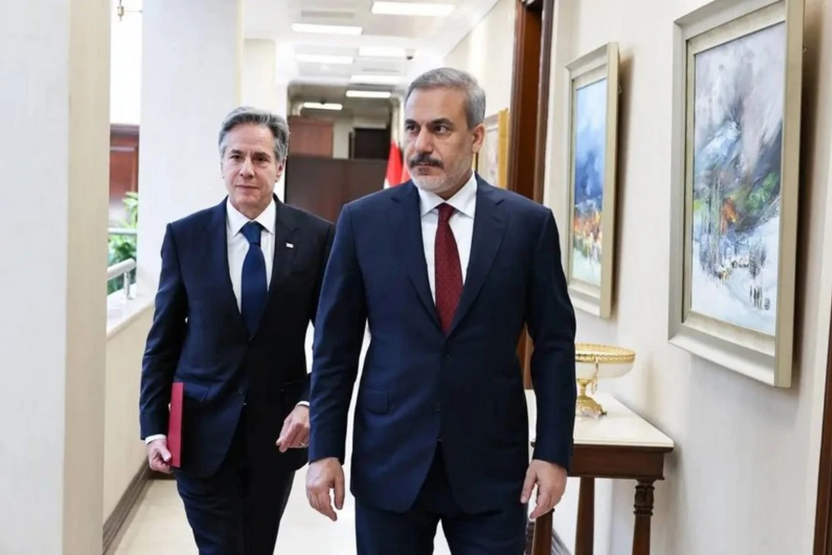 Hakan Fidan Antoni Blinkenlə Azərbaycan və Ermənistan arasındakı sülh danışıqlarını müzakirə edib