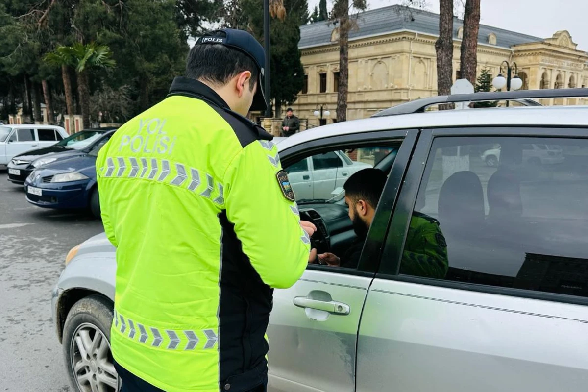 DYP narkotikin təsiri altında avtomobil sürən onlarla sürücünü saxlayıb - FOTO