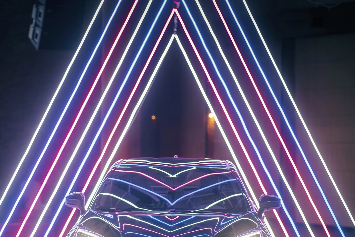 Tamamilə yenilənmiş Toyota C-HR təqdim edildi! - FOTO Tamamilə yenilənmiş Toyota C-HR təqdim edildi! - FOTO