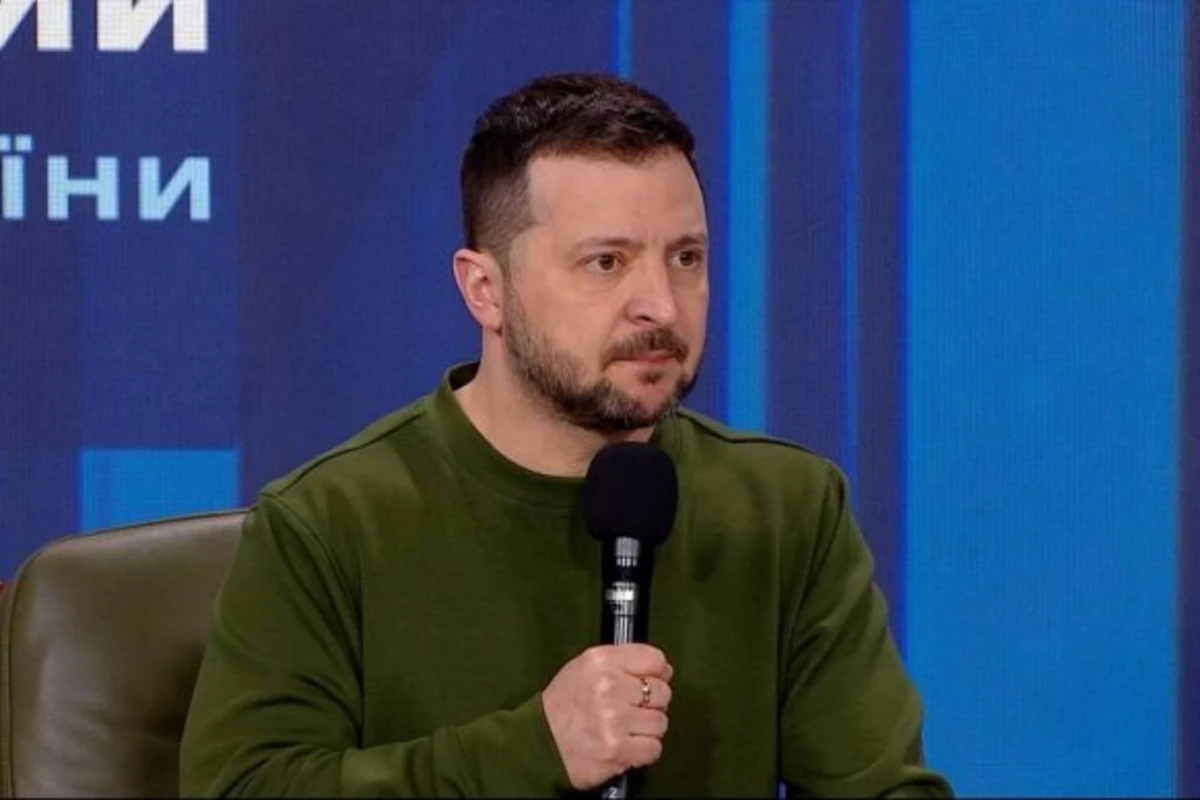 Zelenski: “Azərbaycanın sülh formulunda iştirakından məmnun olardıq”