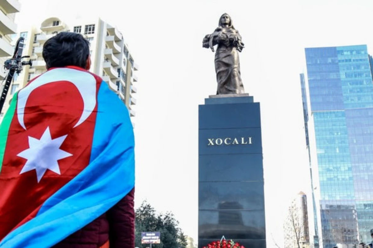 Qisas döyüş meydanında alındı - FOTO Qisas döyüş meydanında alındı - FOTO