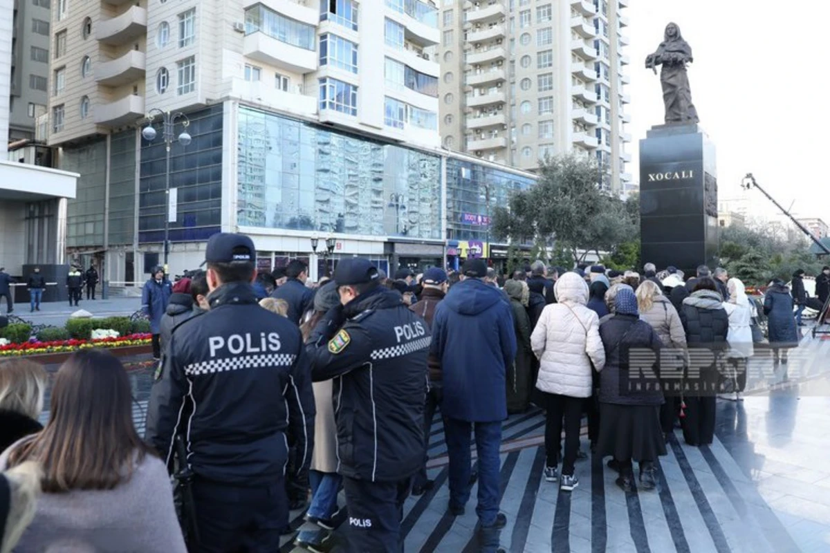 Azərbaycan xalqı Xocalı soyqırımı qurbanlarının xatirəsini anır - FOTO