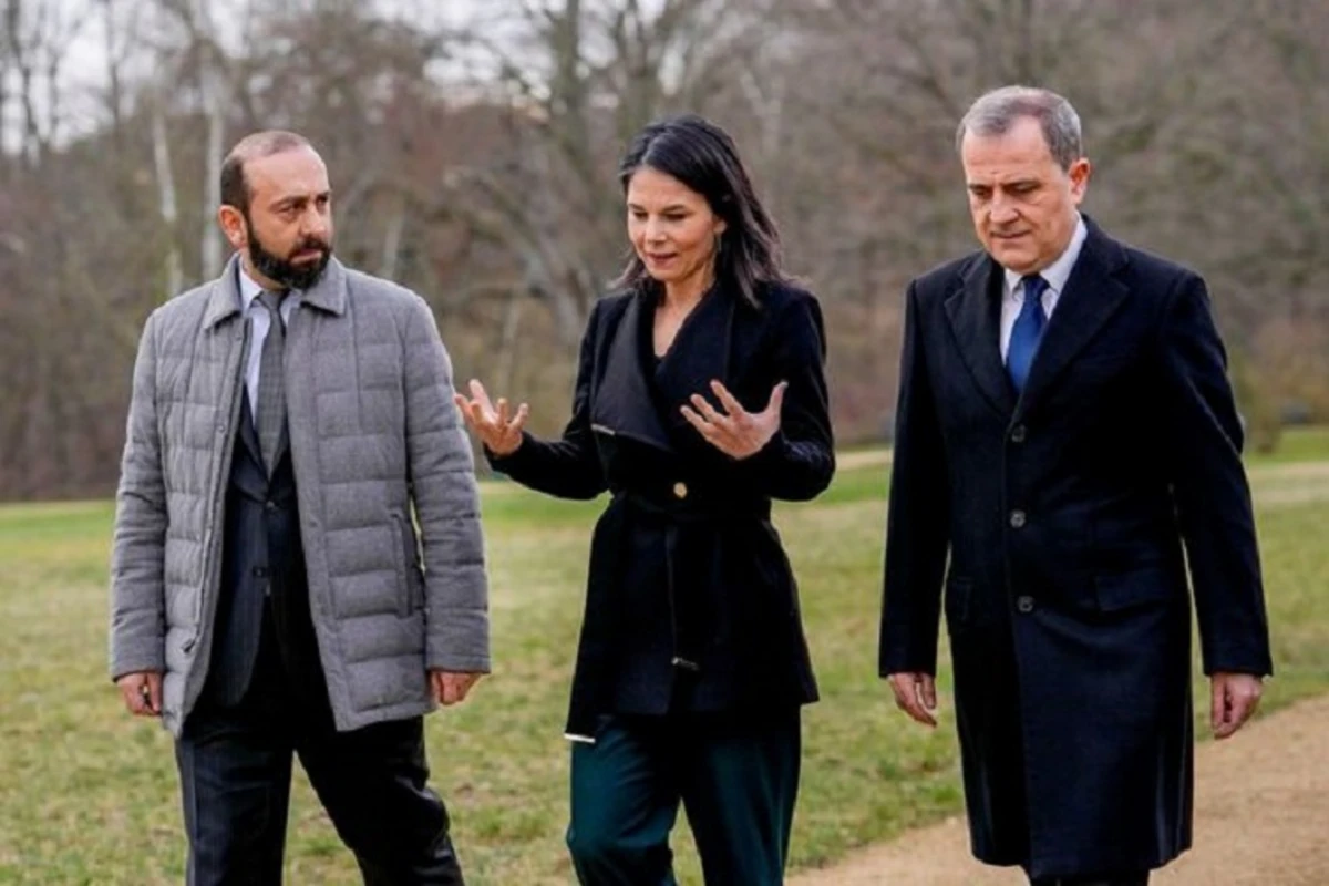 Berbok: “Ermənistan və Azərbaycanın davamlı sülhə nail olmaq imkanı var” Berbok: “Ermənistan və Azərbaycanın davamlı sülhə nail olmaq imkanı var”