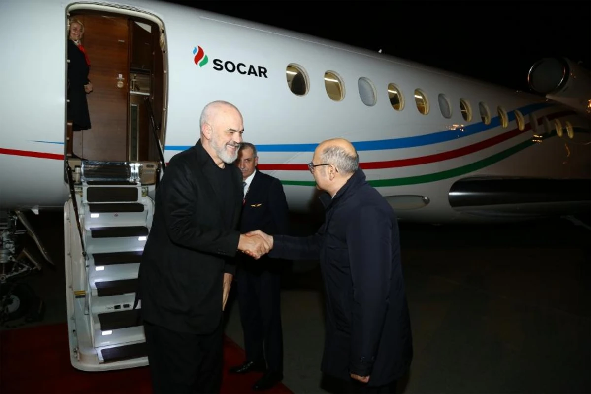 Albaniyanın Baş naziri Edi Rama Azərbaycana işgüzar səfərə gəlib - FOTO