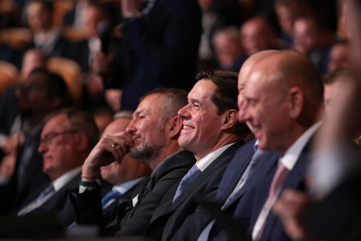 Bloomberg: Rusiyanın ən varlıları sərvətlərini 11 milyard dollardan çox artırıb - FOTO Bloomberg: Rusiyanın ən varlıları sərvətlərini 11 milyard dollardan çox artırıb - FOTO