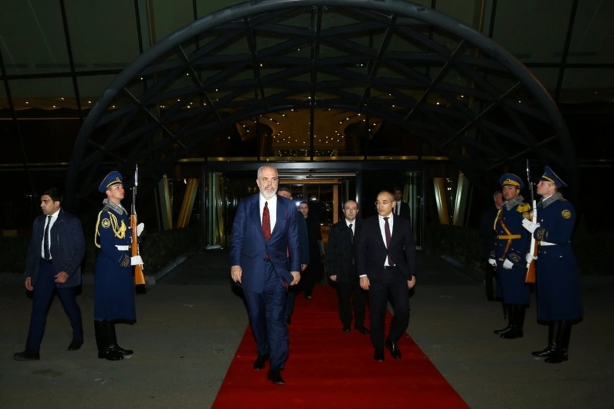 Albaniya Baş nazirinin Azərbaycana işgüzar səfəri başa çatıb