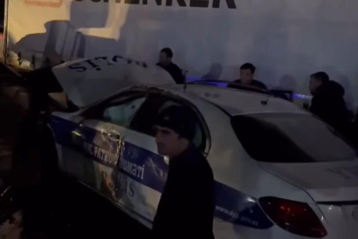 Bakı-Sumqayıt yolunda qəza: YPX maşını əzildi - VİDEO