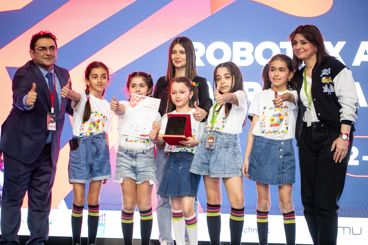 Azercell-in dəstəyilə keçirilən “Robotex Türkiyə”nin regional yarışları başa çatdı! - FOTO
