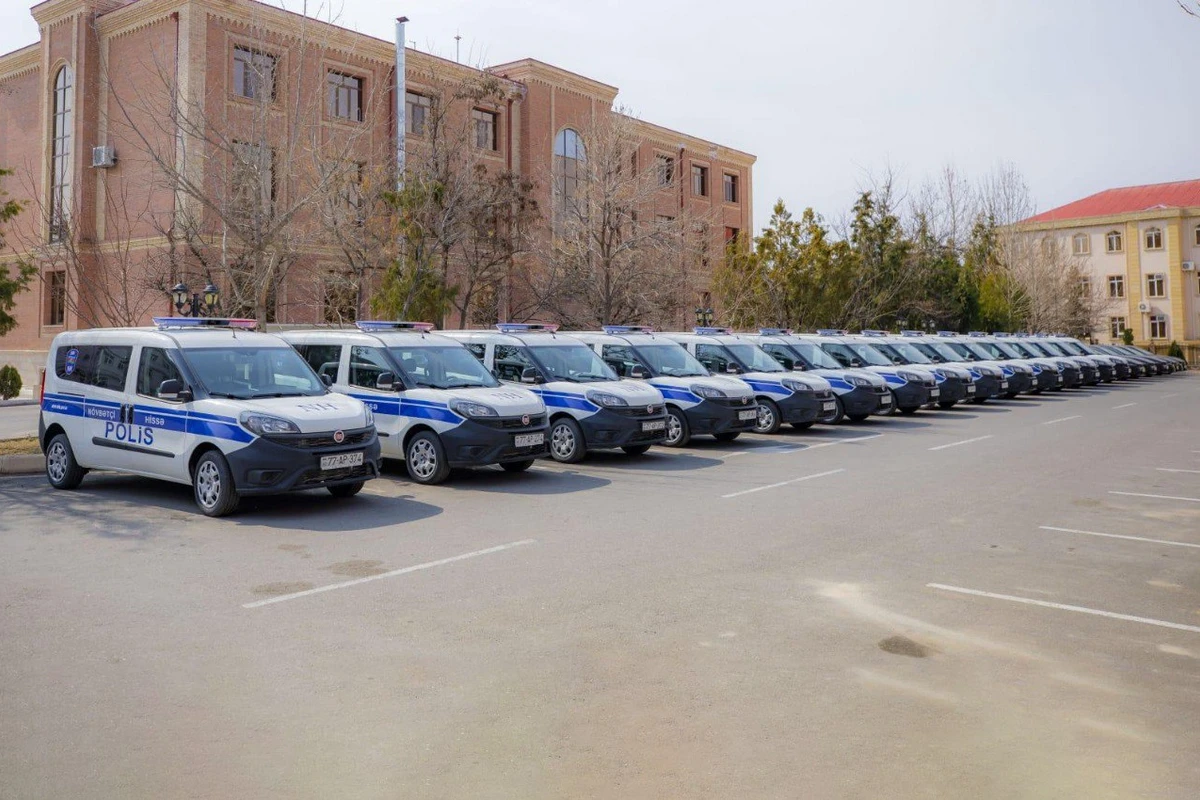 Нахчыванской полиции переданы 20 новых служебных автомобилей - ФОТО