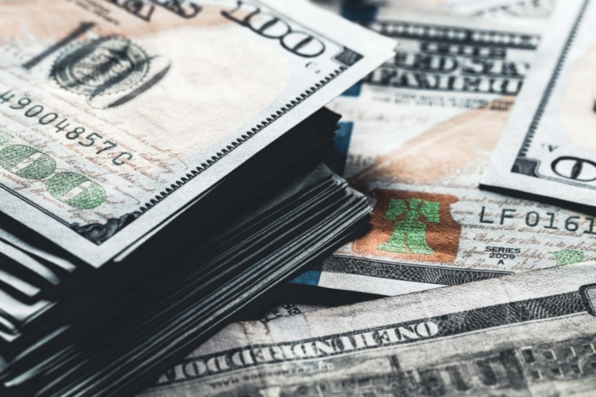 ABŞ dolları ilə bağlı xoşagəlməz proqnoz