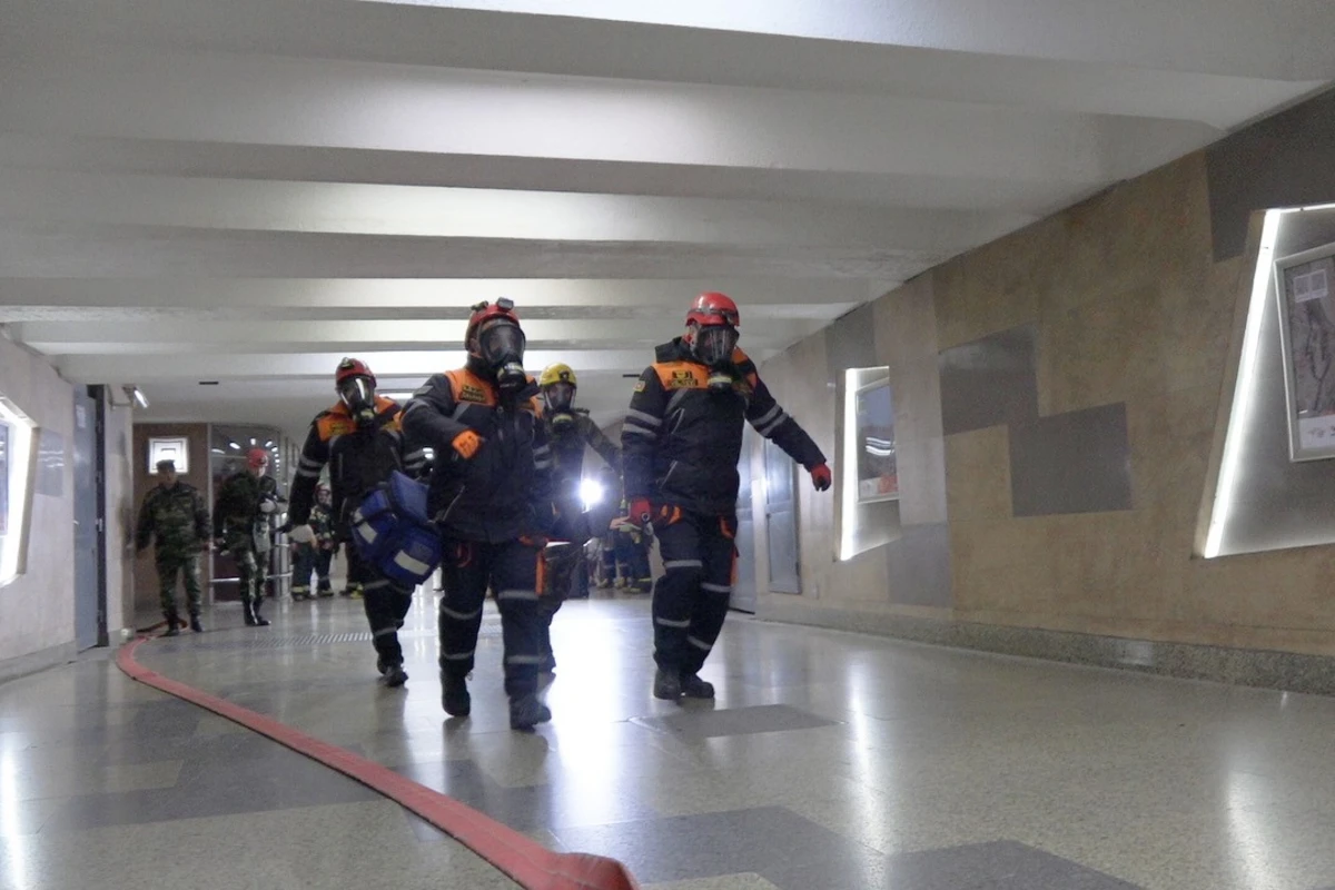 FHN metroda təlim keçirdi - FOTO\VİDEO